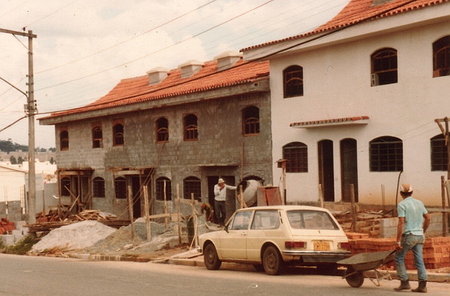 16- Sobrados Geminados Obras - Itaquera.jpg